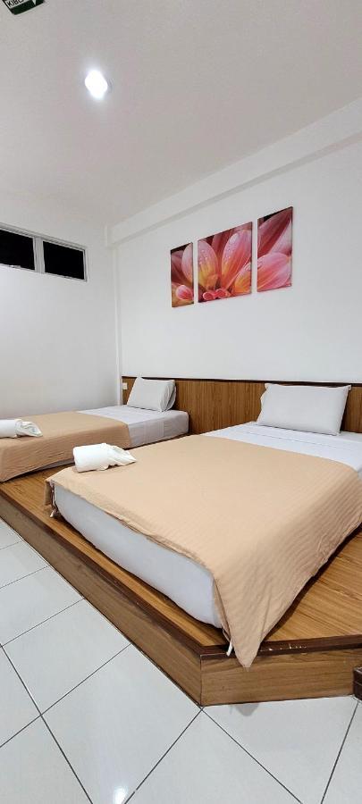 Api-Api Guesthouse Kota Kinabalu Exteriör bild