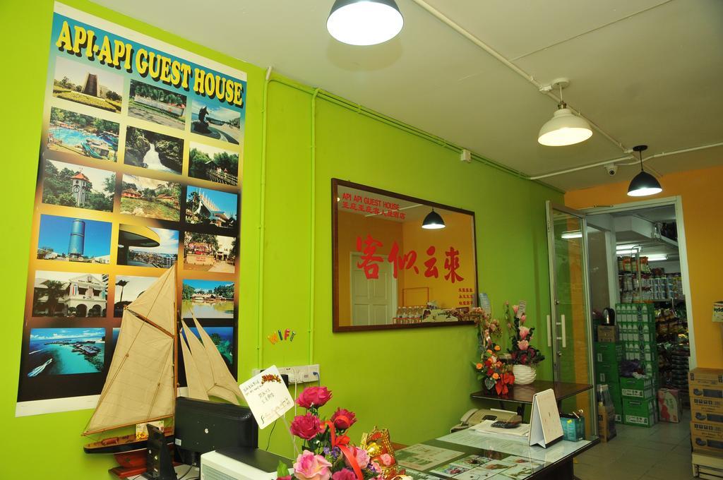 Api-Api Guesthouse Kota Kinabalu Exteriör bild