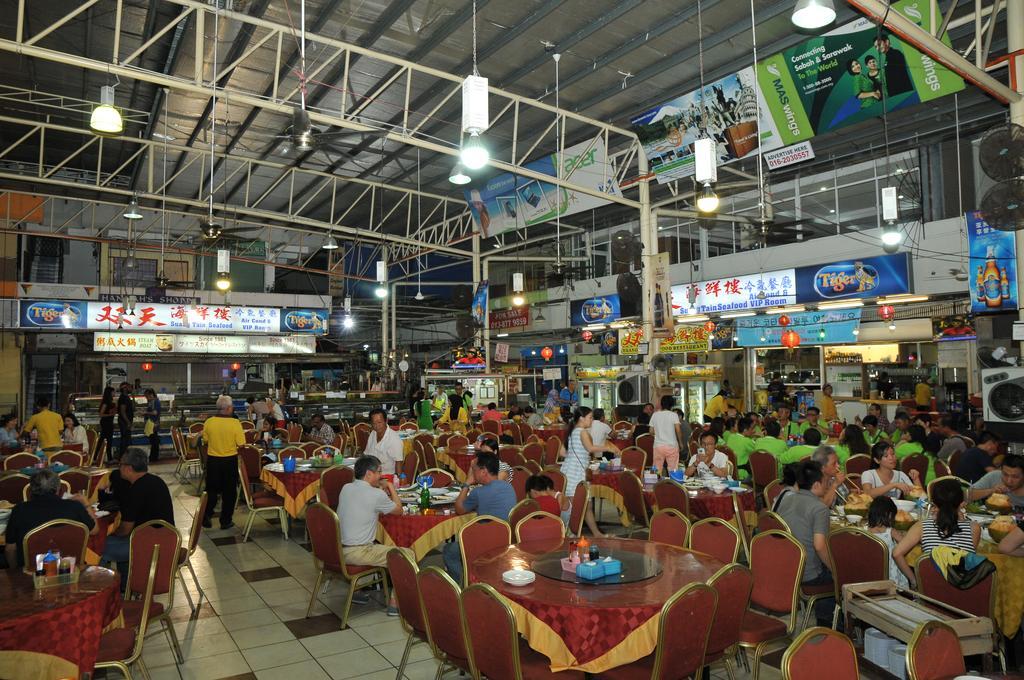 Api-Api Guesthouse Kota Kinabalu Exteriör bild