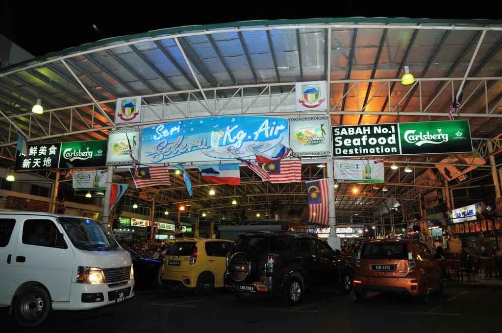 Api-Api Guesthouse Kota Kinabalu Exteriör bild