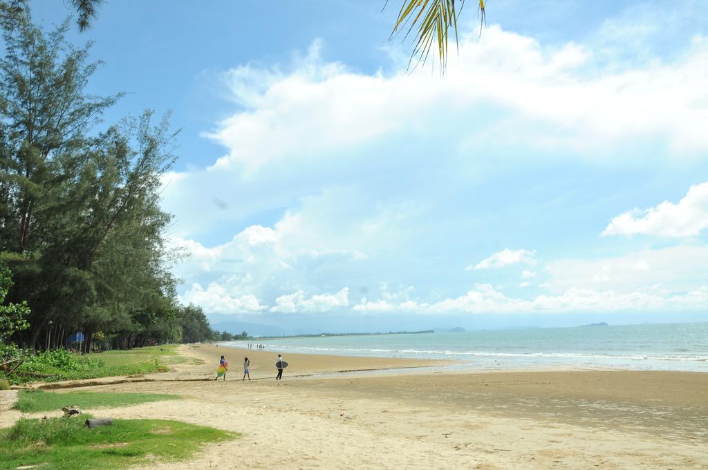 Api-Api Guesthouse Kota Kinabalu Exteriör bild
