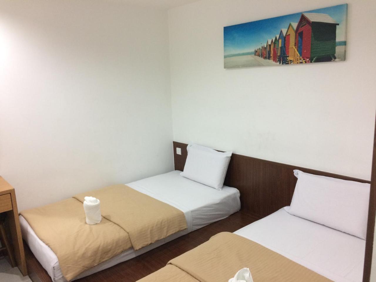 Api-Api Guesthouse Kota Kinabalu Exteriör bild