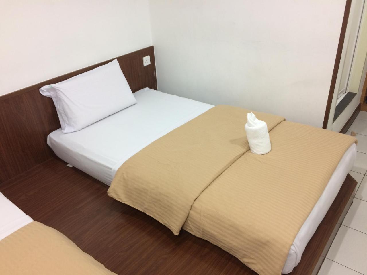 Api-Api Guesthouse Kota Kinabalu Exteriör bild