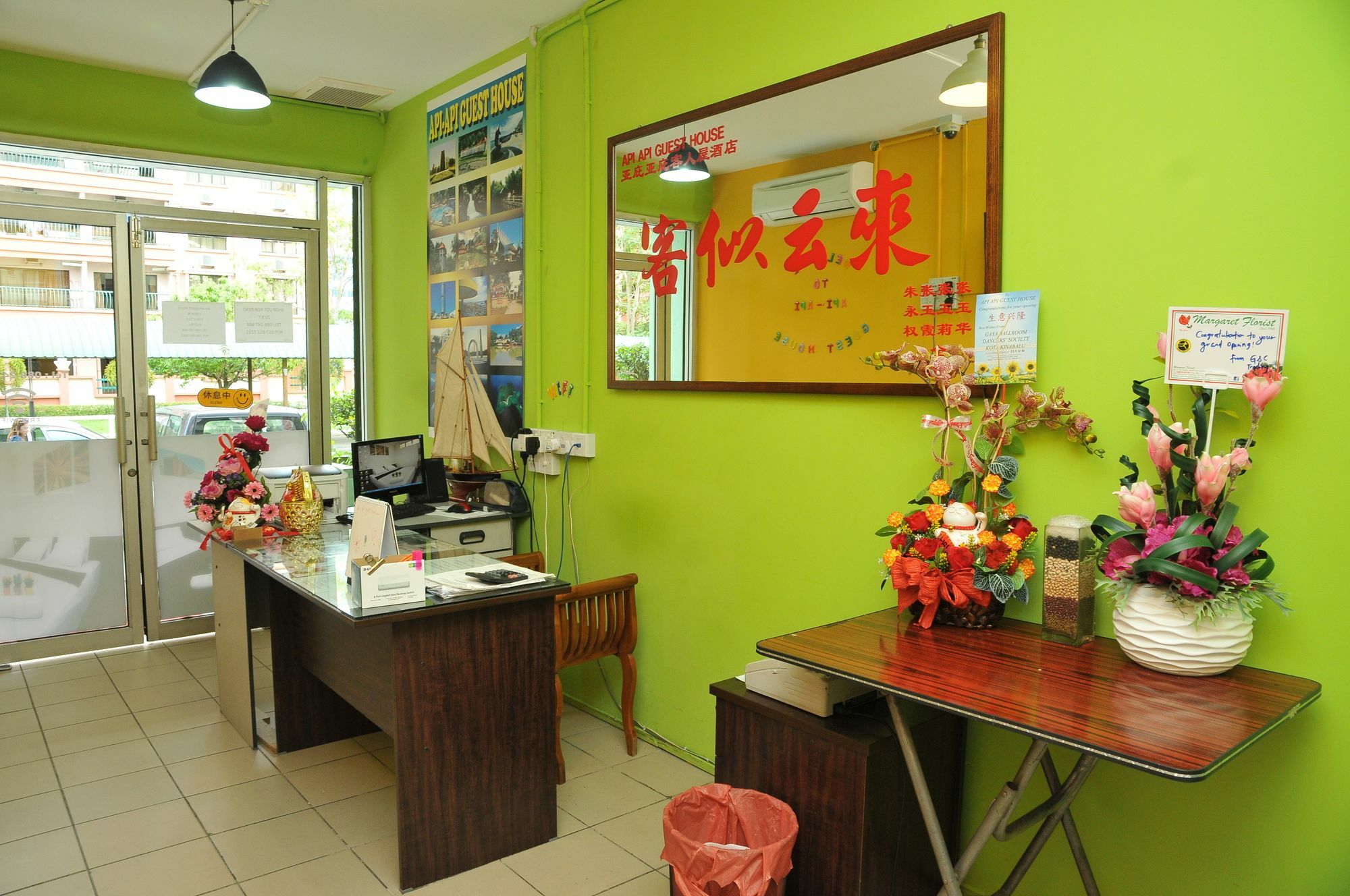 Api-Api Guesthouse Kota Kinabalu Exteriör bild
