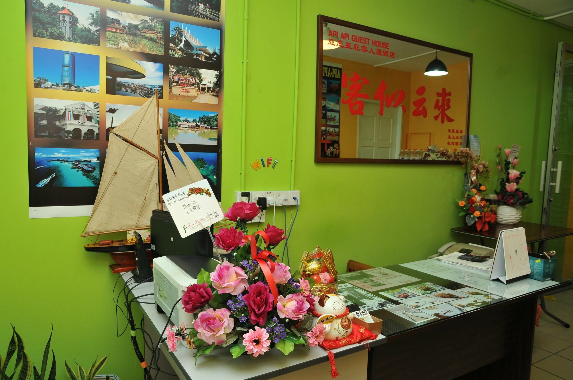 Api-Api Guesthouse Kota Kinabalu Exteriör bild